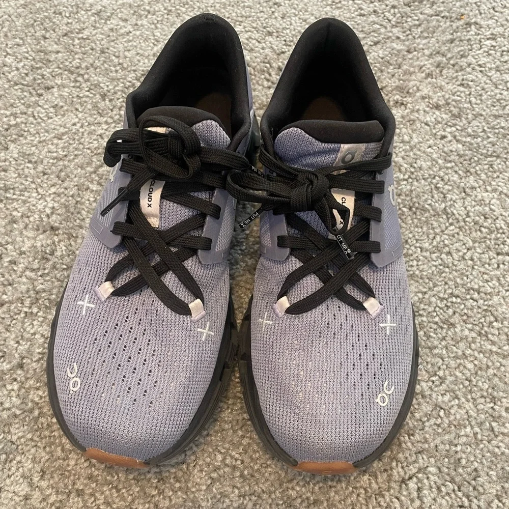 On Running Lavender and Black Women's Athletic Running Shoes - Picture 5 of 6